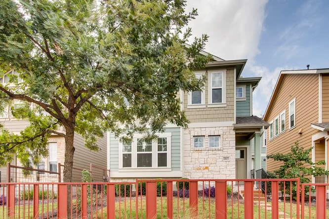 Foto principal - 1813 Carlson Dr