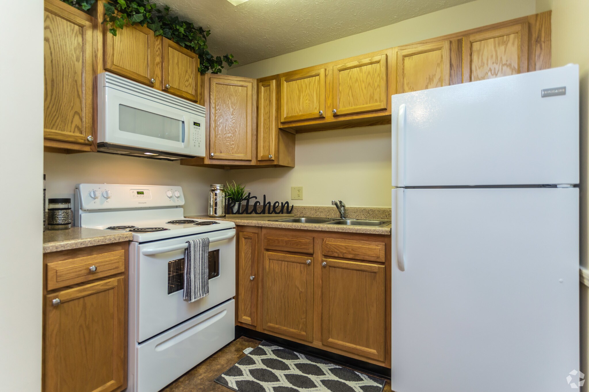 Boulevard Club Apartments – 1 Bed Large