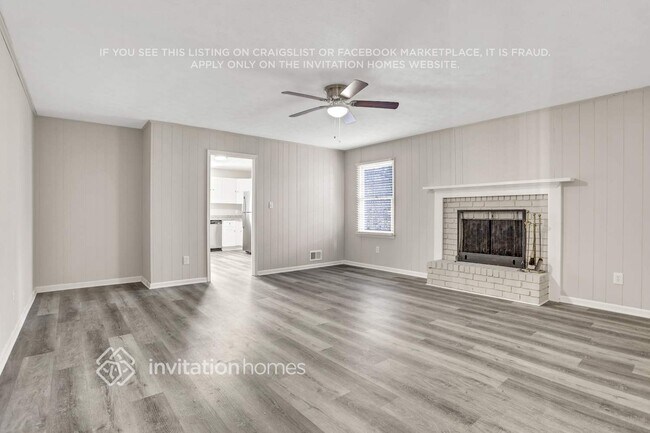 Foto del edificio - 2180 Riverbrook Rd