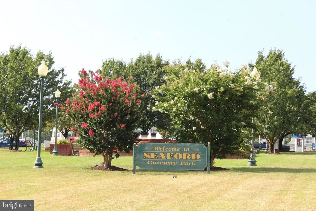 601 Water St Unit 307, Seaford, DE 19973 Room for Rent in Seaford, DE