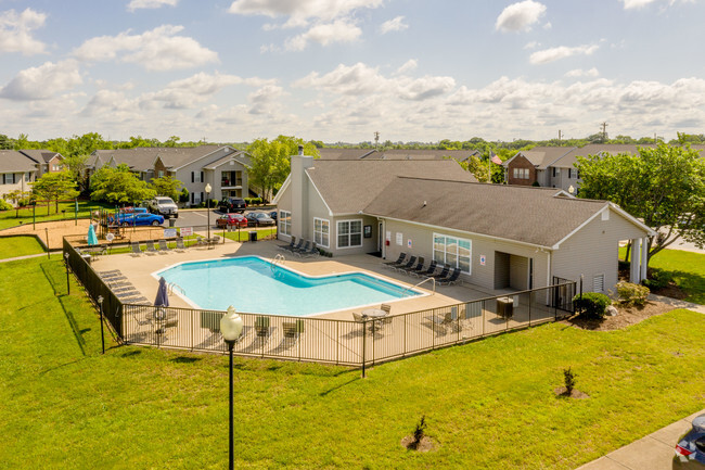 Piscina - Summer Creek Apartment Homes