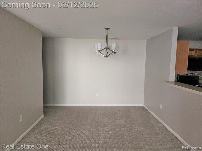 Foto del edificio - 3275 N Pointe Blvd