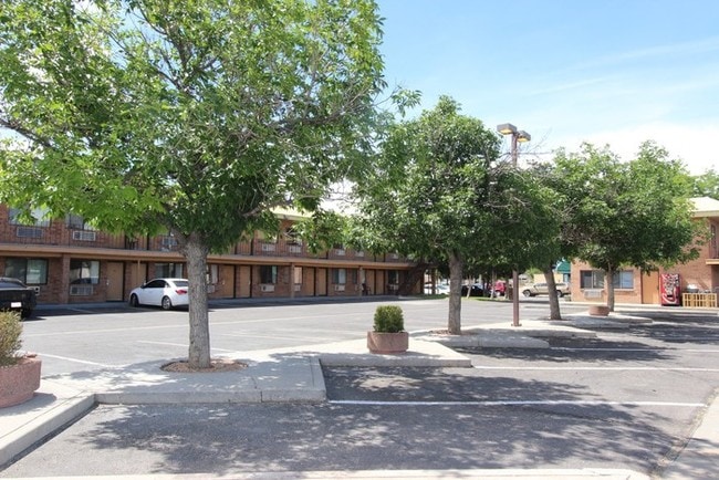 Building Photo - 125 N 1st St