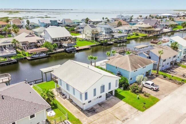 Foto del edificio - 1073 Redfish St