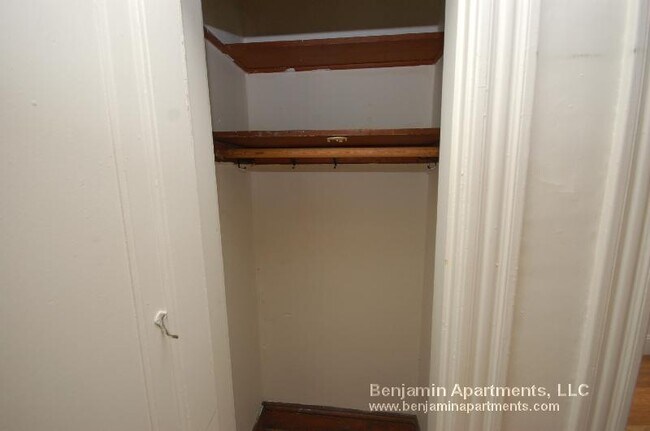 Building Photo - 1185 Boylston St