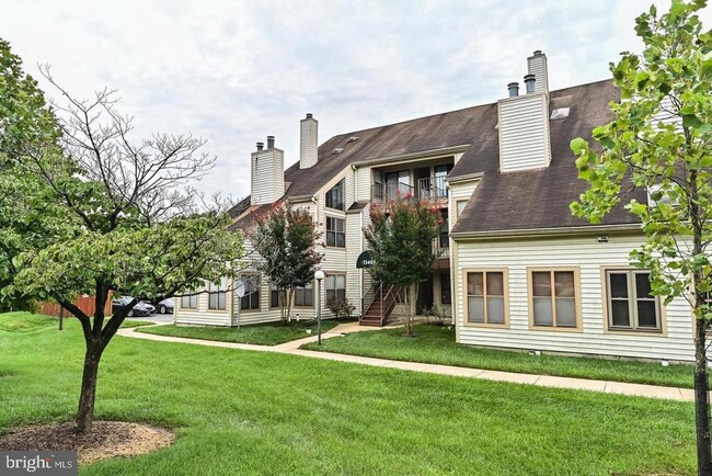 Building Photo - 13408 Shady Knoll Dr