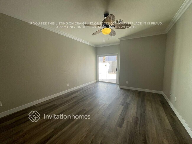 Foto del edificio - 8861 Happy Stream Ave