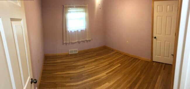 Third Bedroom - 5447 Pepperidge Rd