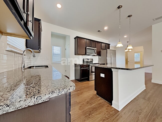 Building Photo - 103 Caitlin Ct