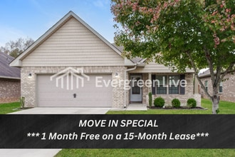 Building Photo - 3013 Monterey Dr SW