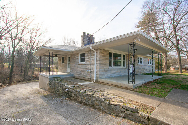 Foto del edificio - 6156 Cherry Hill Ct
