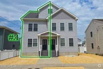 Building Photo - 14 6th Ave