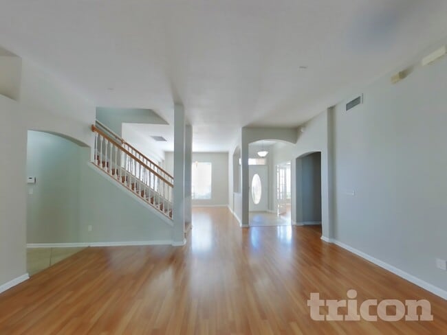 Foto del edificio - 5427 Spring Ridge Ct