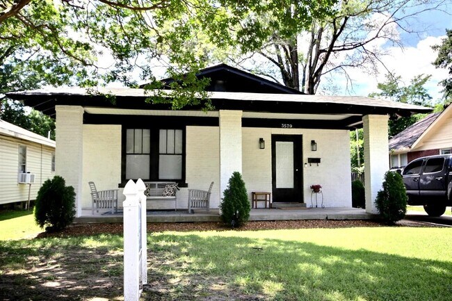 Foto del edificio - 3579 Carnes Ave