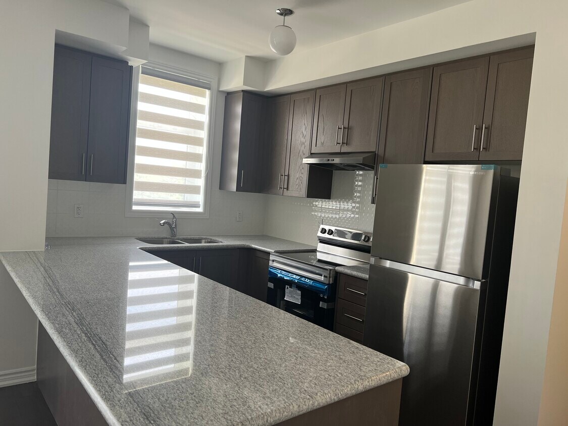 Photo principale - Looking for Tenants