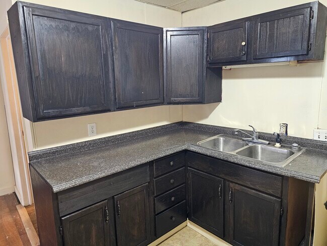 Cocina - 613 Poplar St