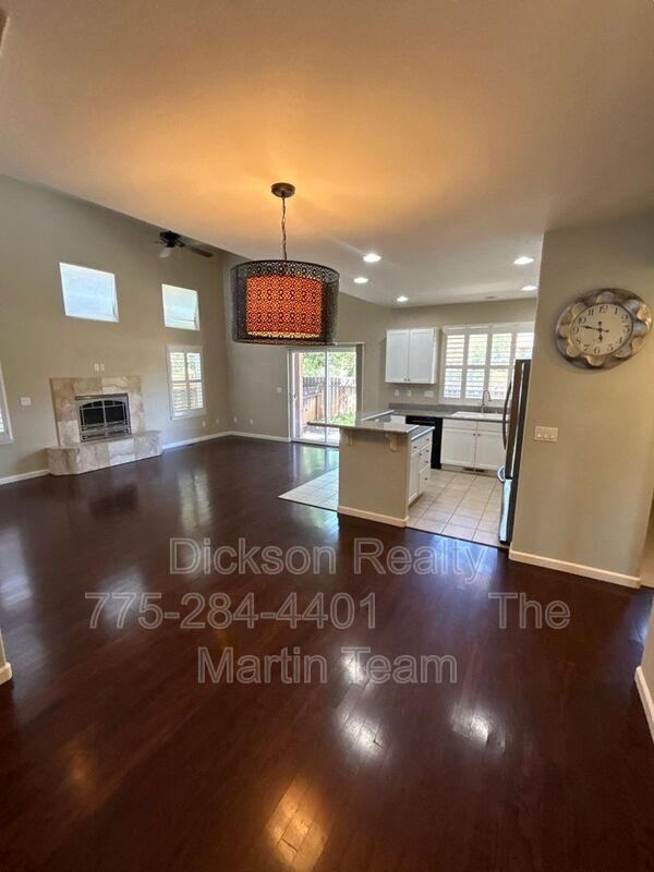Building Photo - 1034 Floral Ridge Way