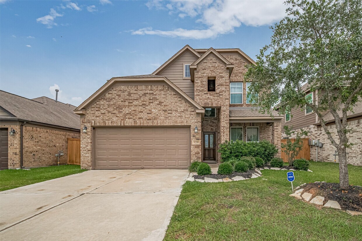 Foto principal - 5218 Windy Plantation Dr