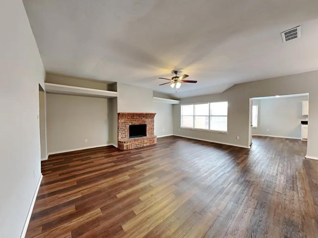 Building Photo - 7802 Coral Way