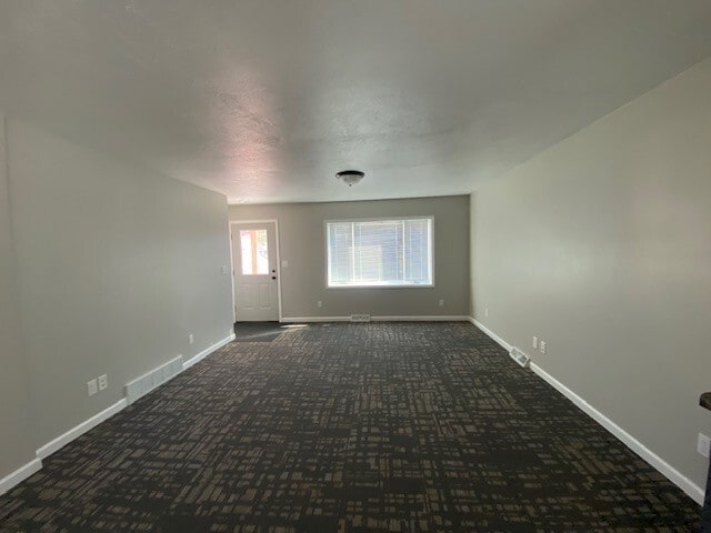Building Photo - 920 Alma Ave