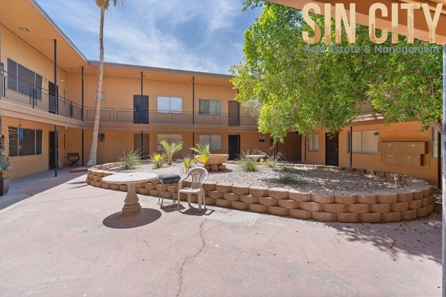 Building Photo - Discover Urban Comfort: Spacious 1-Bedroom Oasis at Lyn Capri