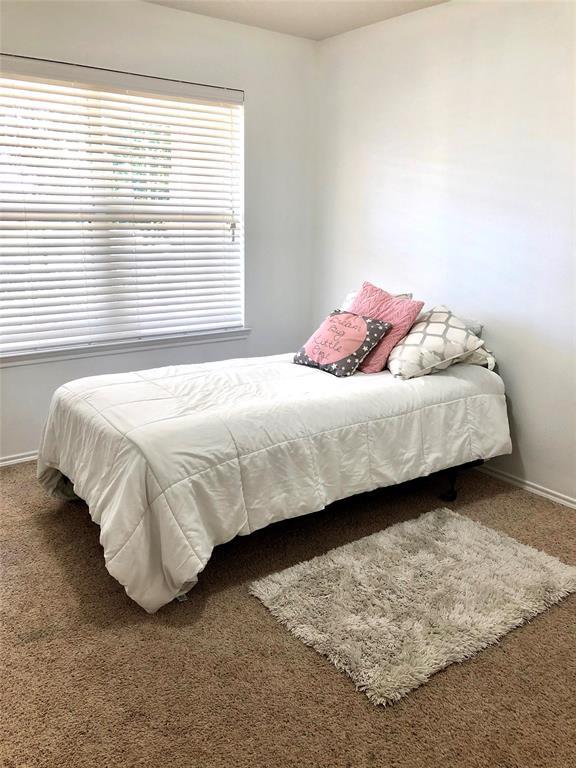 Foto del edificio - 4611 Pin Oak Creek Ln