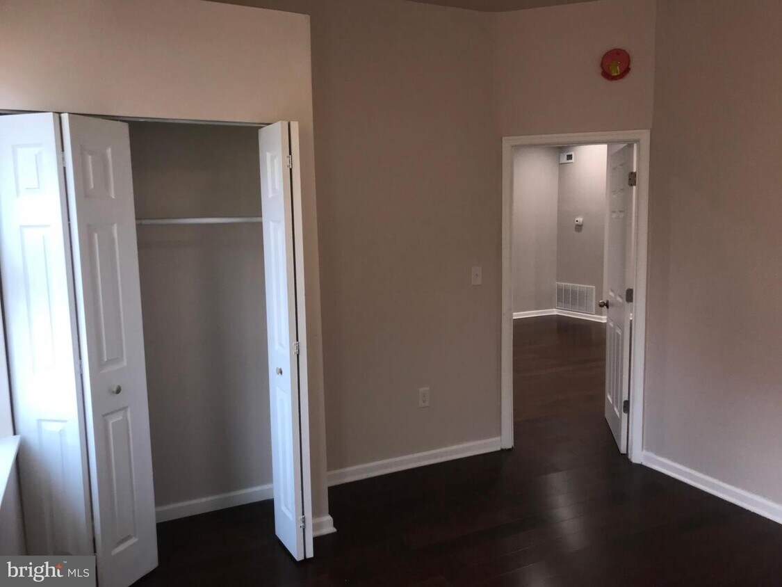 Foto principal - 801 N Howard St