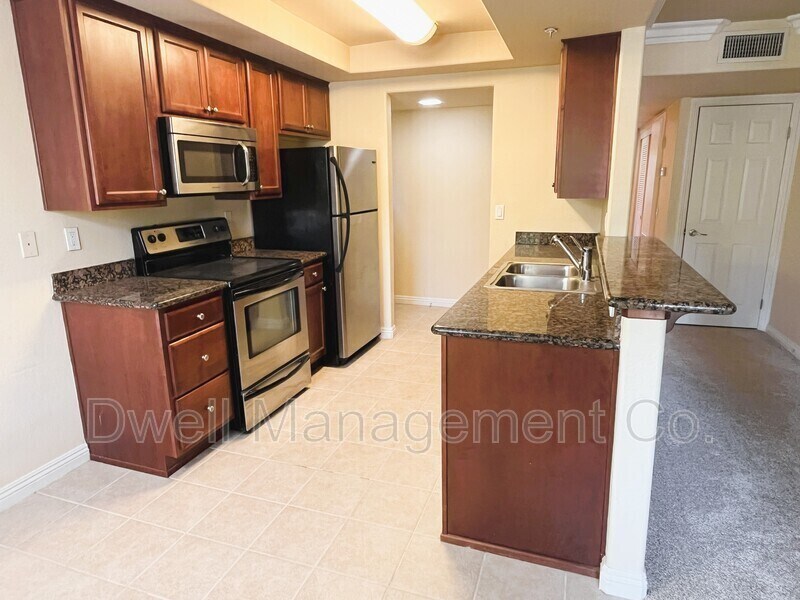 Primary Photo - 1434 Marshall Rd