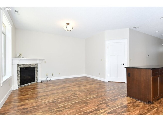 Foto del edificio - White Oak Village