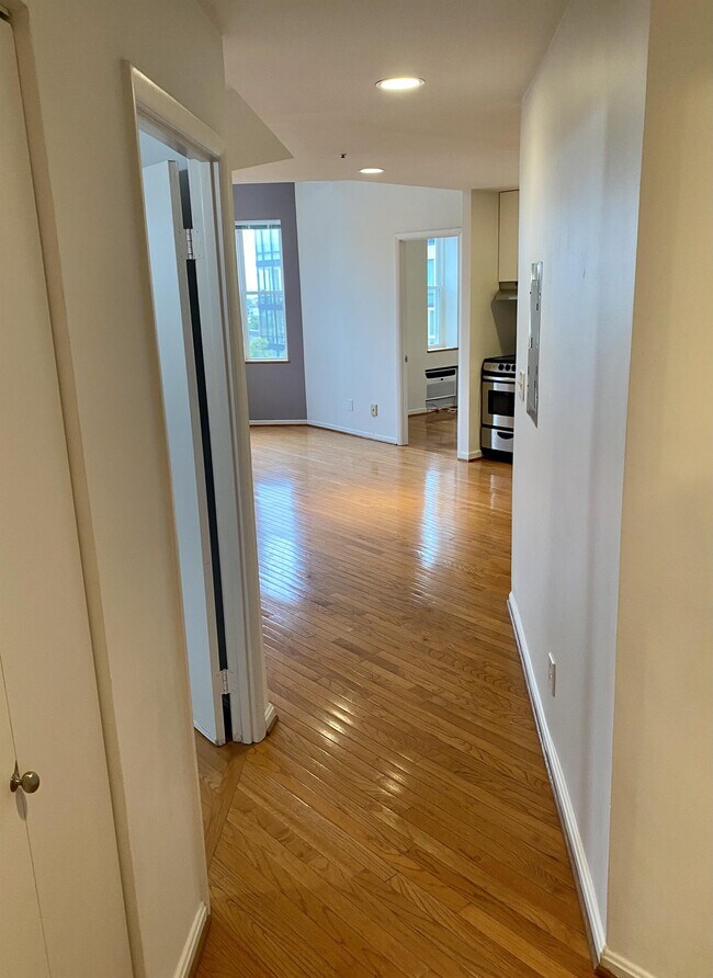 Foto del edificio - 1415 Chapin St NW