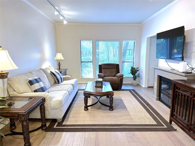 Foto del edificio - 11711 Memorial Dr