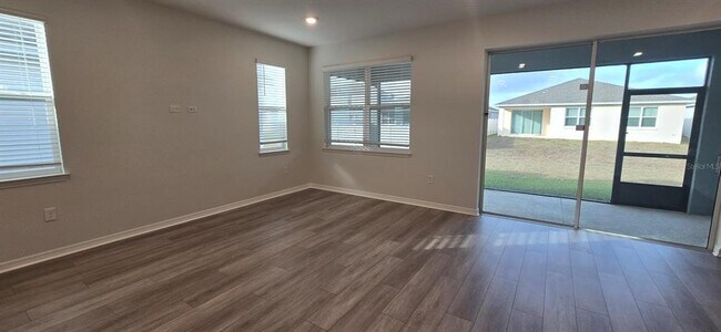 Building Photo - 7193 SW 64th St Rd