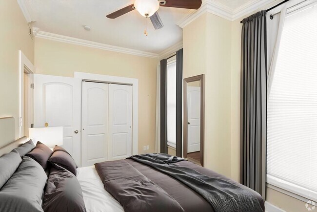 Building Photo - 2 bedroom, 1 bath apartment $925 per bedroom