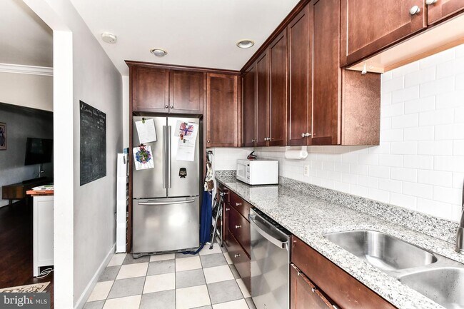 Foto del edificio - 429 21st St NE