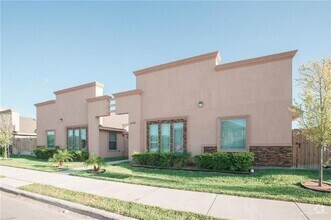 Building Photo - 2208 Taxco Ct