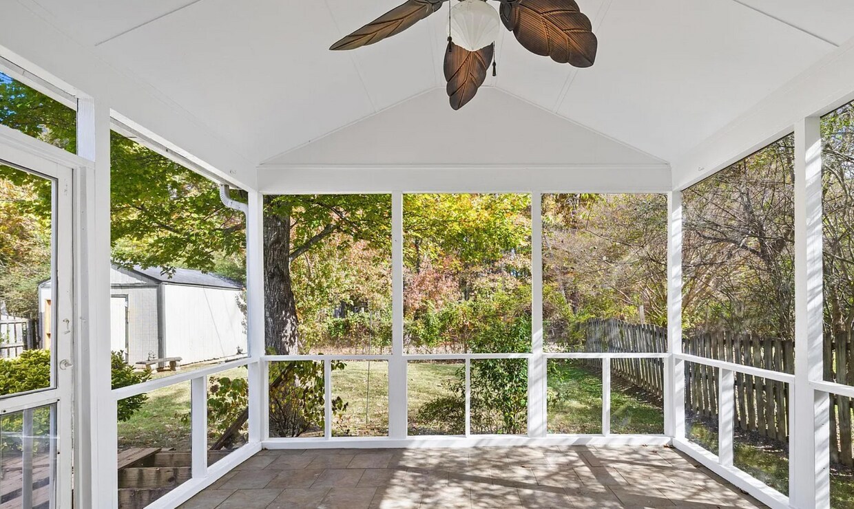 Building Photo - 6200 Trevor Simpson Dr