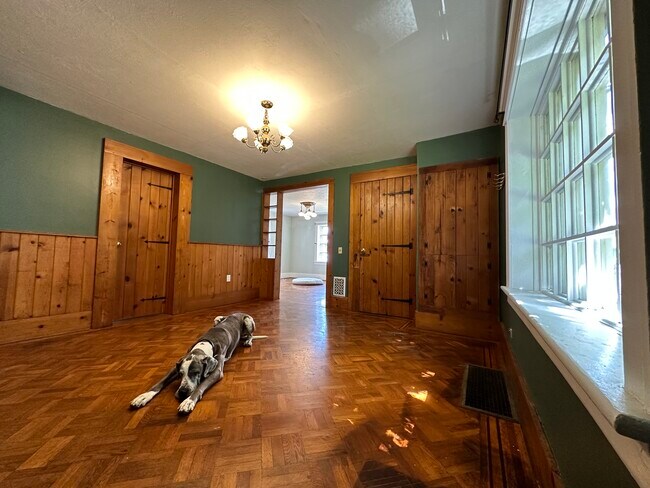 Building Photo - 3 Arlington St