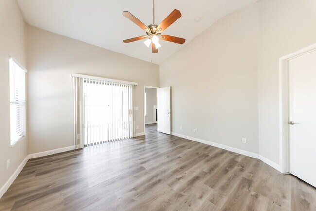 Foto del edificio - 3471 W Webster Ct