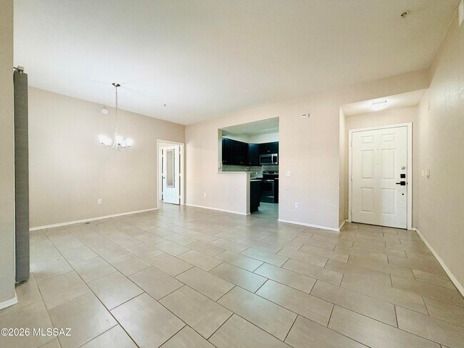 Building Photo - 1500 E Pusch Wilderness Dr