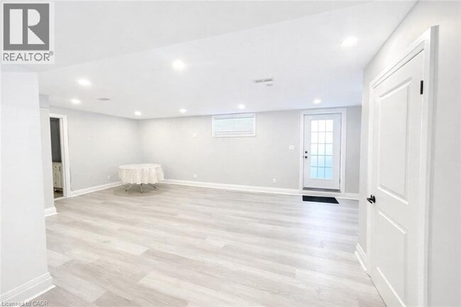 Building Photo - 186 Blair Creek Dr