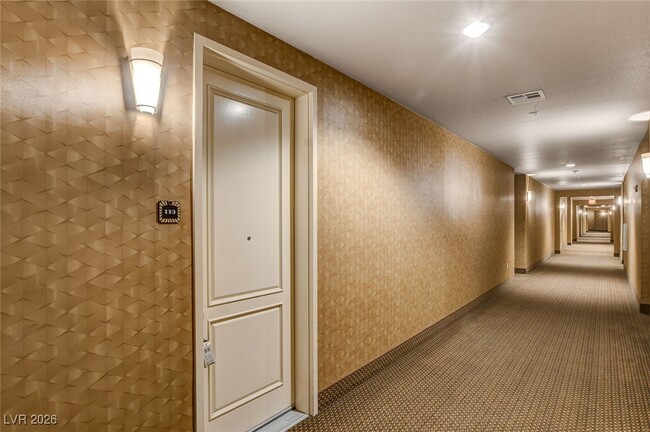 Foto del edificio - 56 E Serene Ave