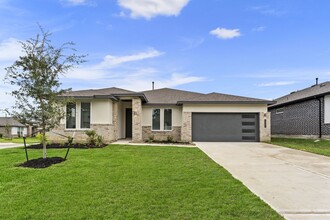 Building Photo - 13305 Big Sky Ct