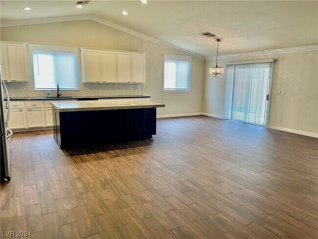 Building Photo - 2701 Frecco Cavern Ct