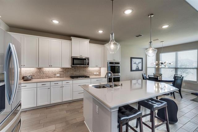 Foto del edificio - 2723 Hackberry Creek Trail
