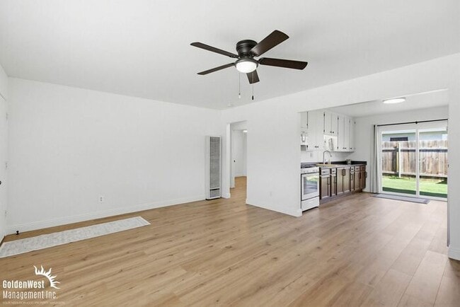 Foto del edificio - Charming 2Bdm 1Ba Home in Excellent Imperial Beach Location!