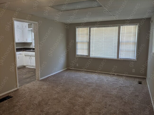 Foto del edificio - 2316 3rd St NE