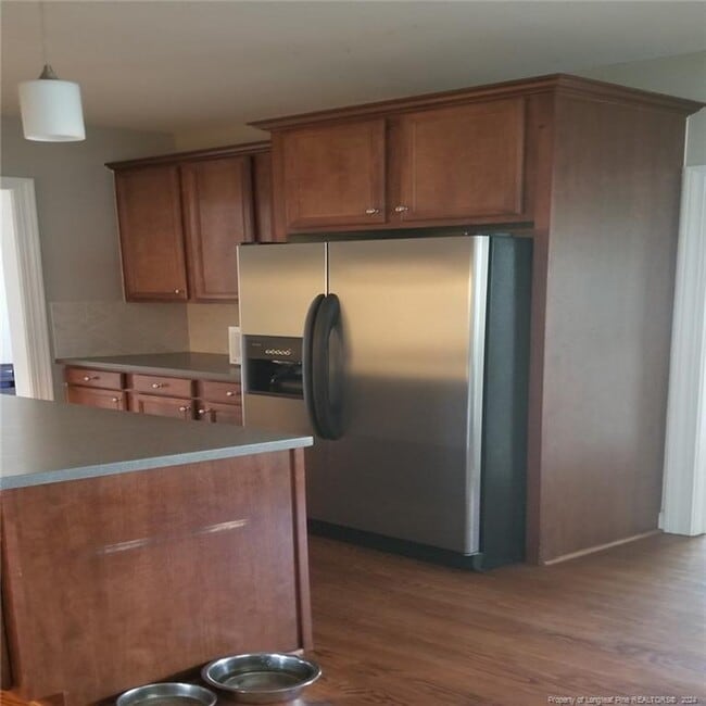 Foto del edificio - 4017 Whisper Wood Dr