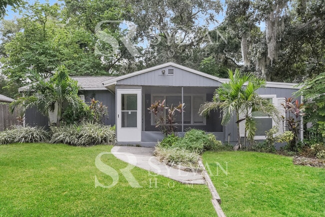 Building Photo - Experience the Lifestyle awaiting you!