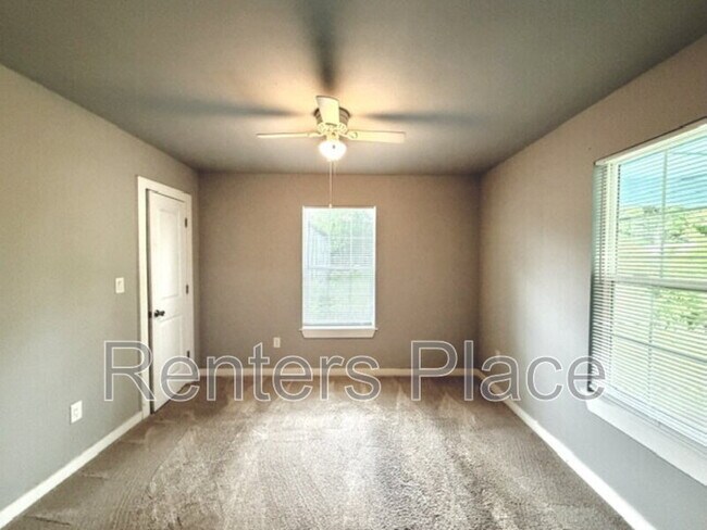 Foto del edificio - 1322 N Birmingham Pl