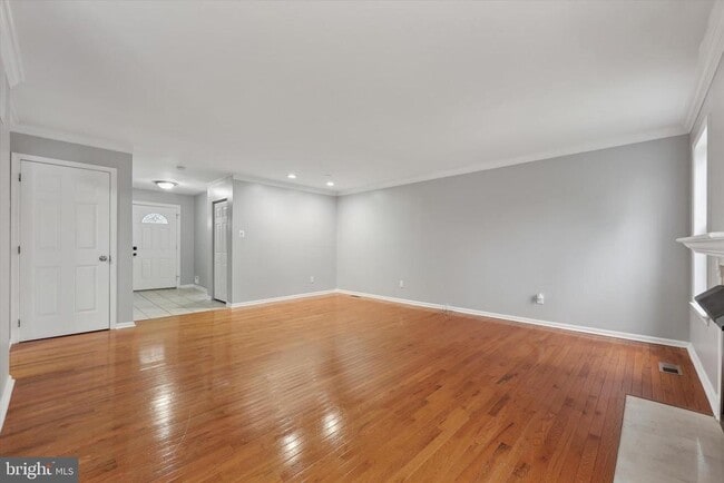 Foto del edificio - 306 Manor Ln